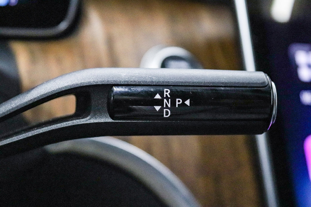 Used 2025 Mercedes-Benz C 300 4MATIC Sedan image 19