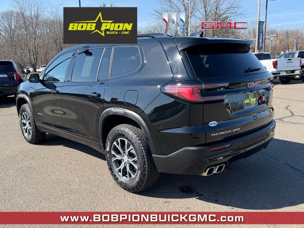 Used 2024 GMC Acadia AT4 w/ Luxury Package image 3