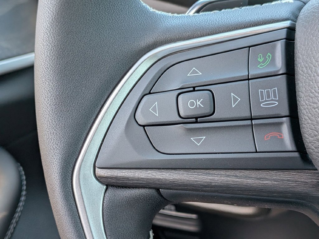 New 2026 Jeep Grand Cherokee Limited AWD/4WD image 16