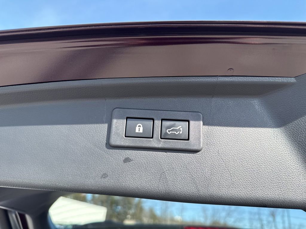 Used 2025 Subaru Outback Limited image 6