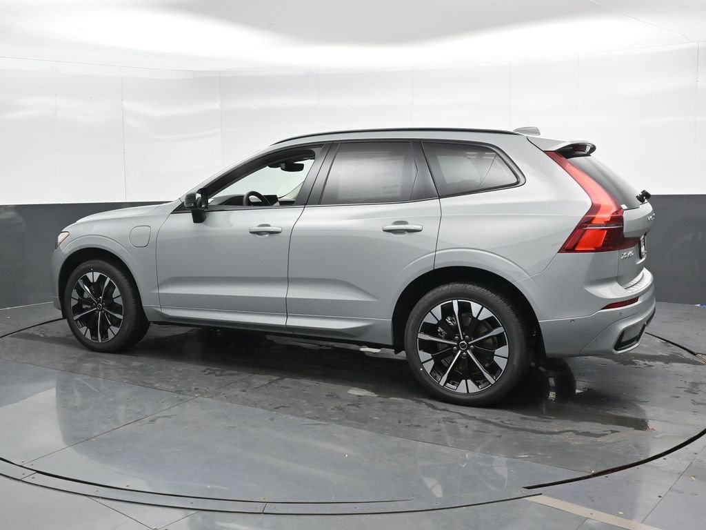 New 2026 Volvo XC60 T8 Plus w/ Protection Package Premier image 7