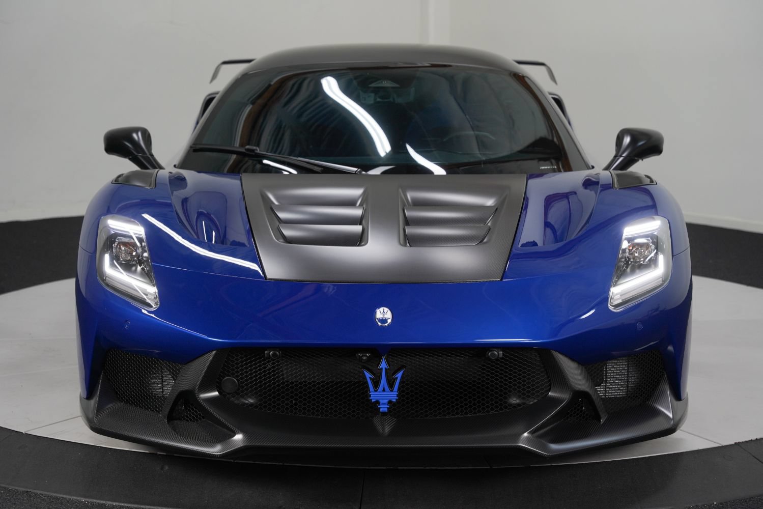 Used 2025 Maserati MC20 GT2 Stradale RWD image 10