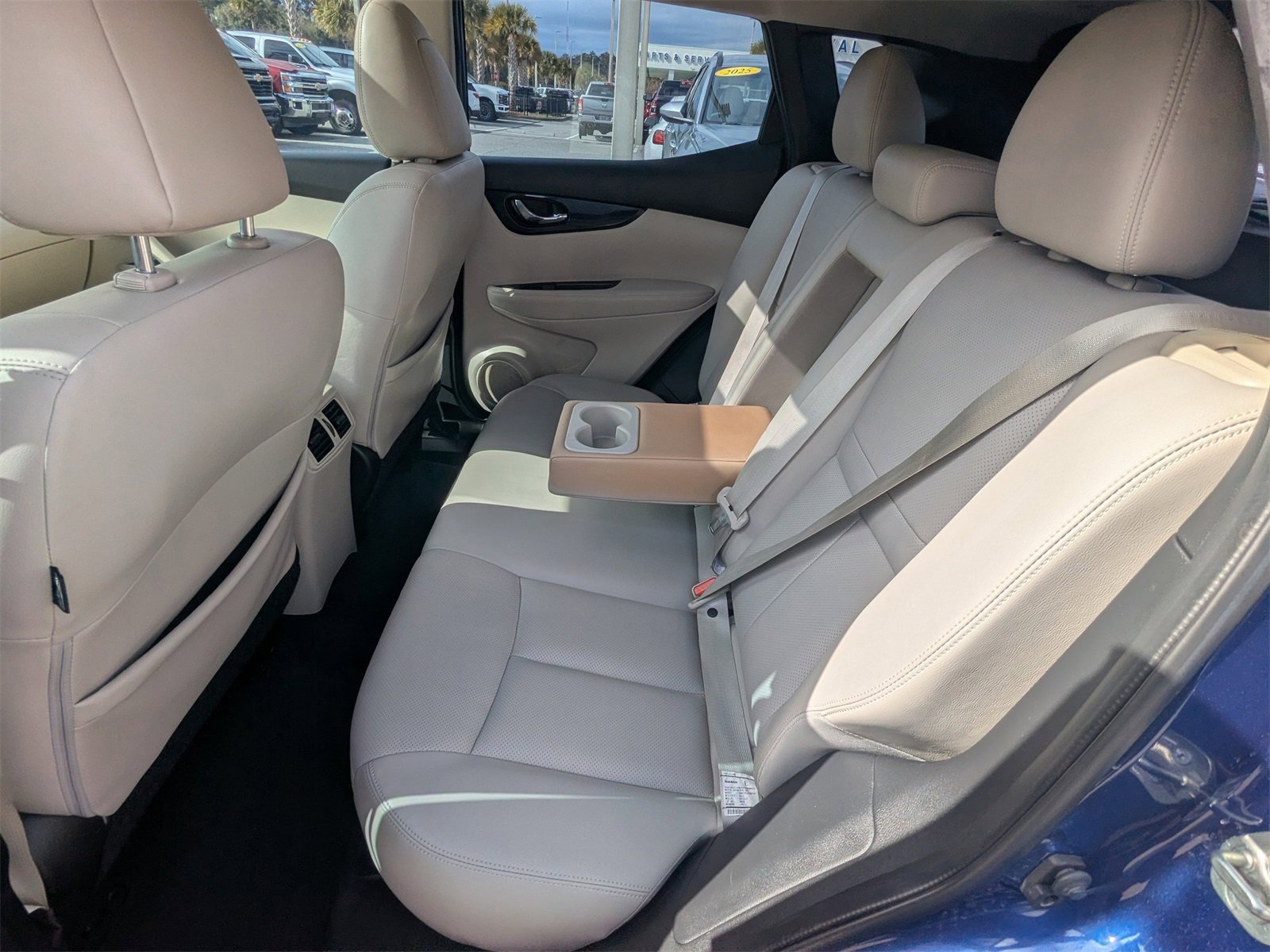 Used 2019 Nissan Rogue Sport SL w/ Premium Package image 14