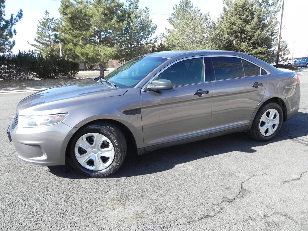 Used 2017 Ford Taurus Police Interceptor image 3
