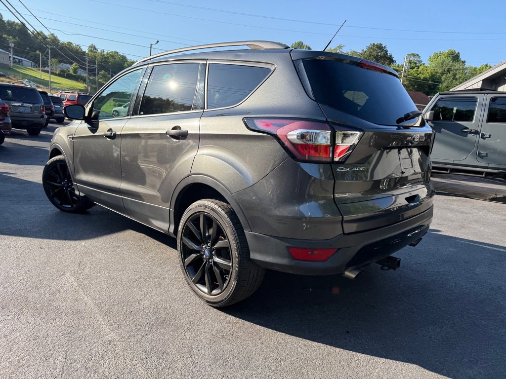 Used 2017 Ford Escape Titanium image 15