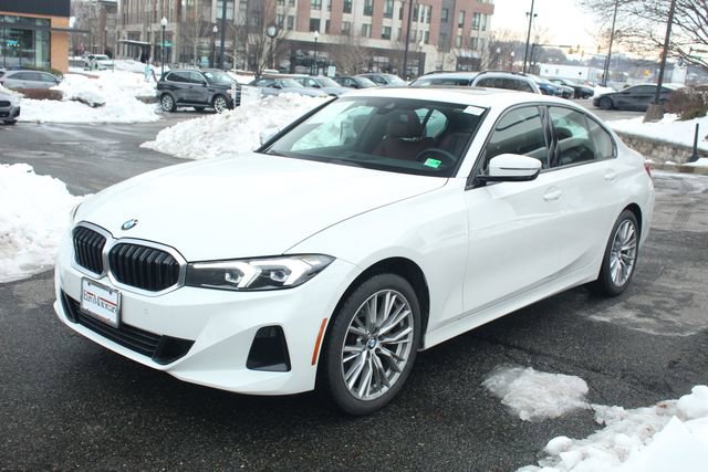 Certified 2023 BMW 330i xDrive Sedan w/ Convenience Package image 4