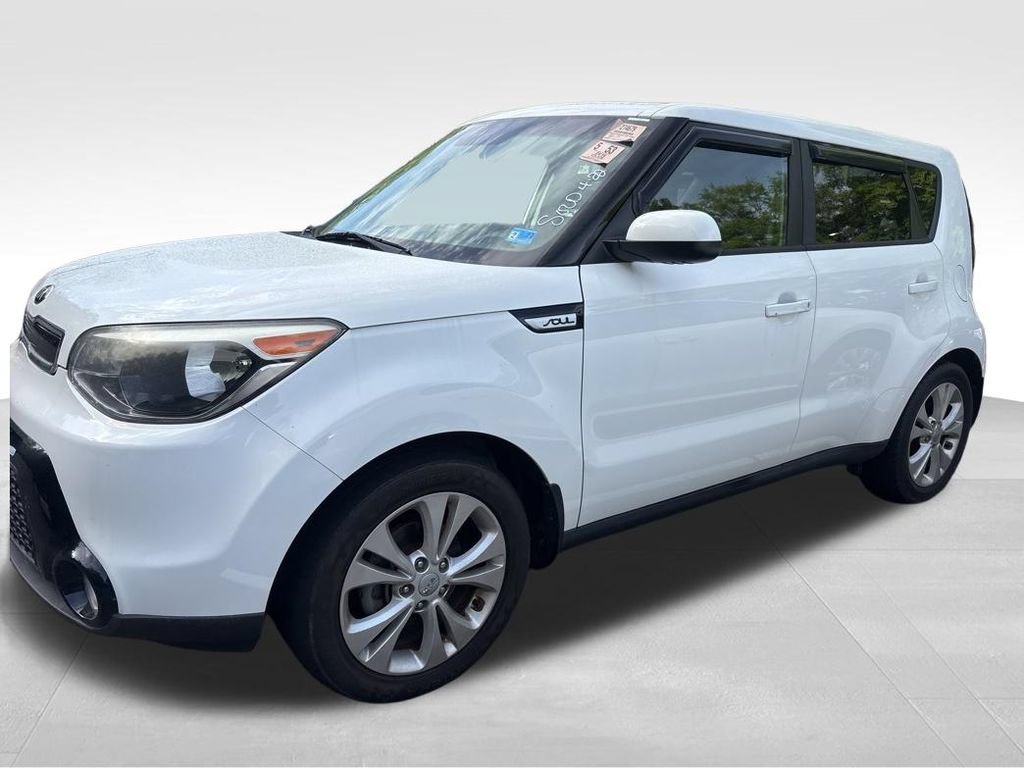 Used 2016 Kia Soul + FWD image 14