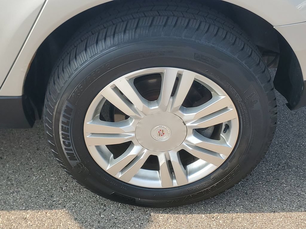 Used 2014 Cadillac SRX Luxury FWD image 6