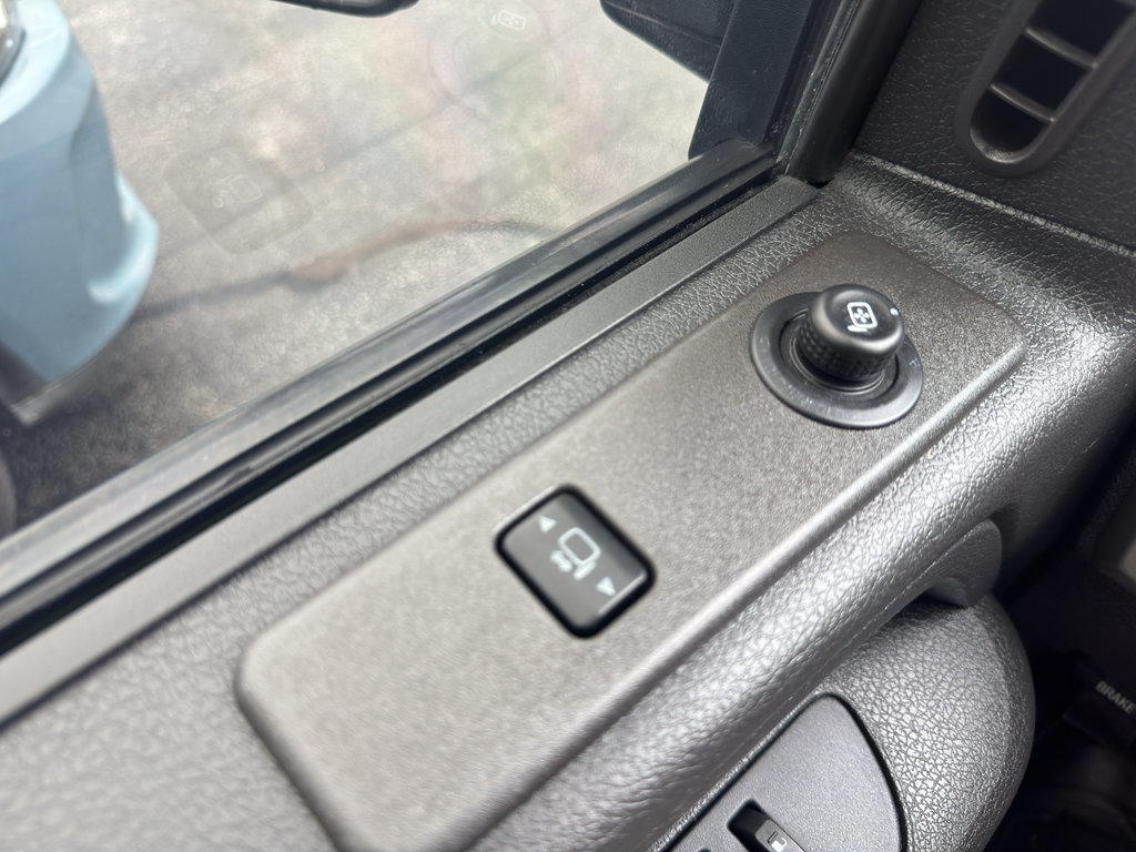 Used 2013 Ford F150 FX4 w/ Luxury Equipment Group AWD/4WD image 9