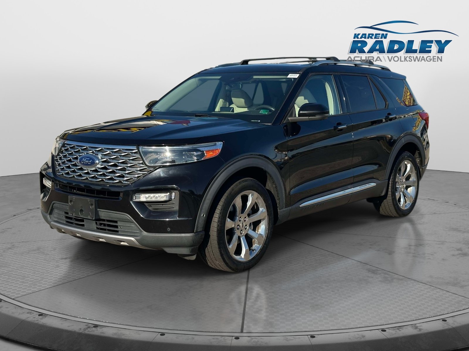 Used 2020 Ford Explorer Platinum w/ Premium Technology Package AWD/4WD image 5