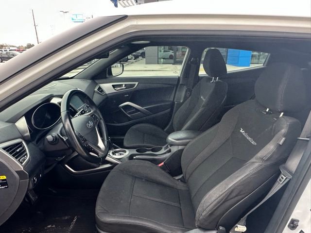 Used 2017 Hyundai Veloster Value Edition image 12