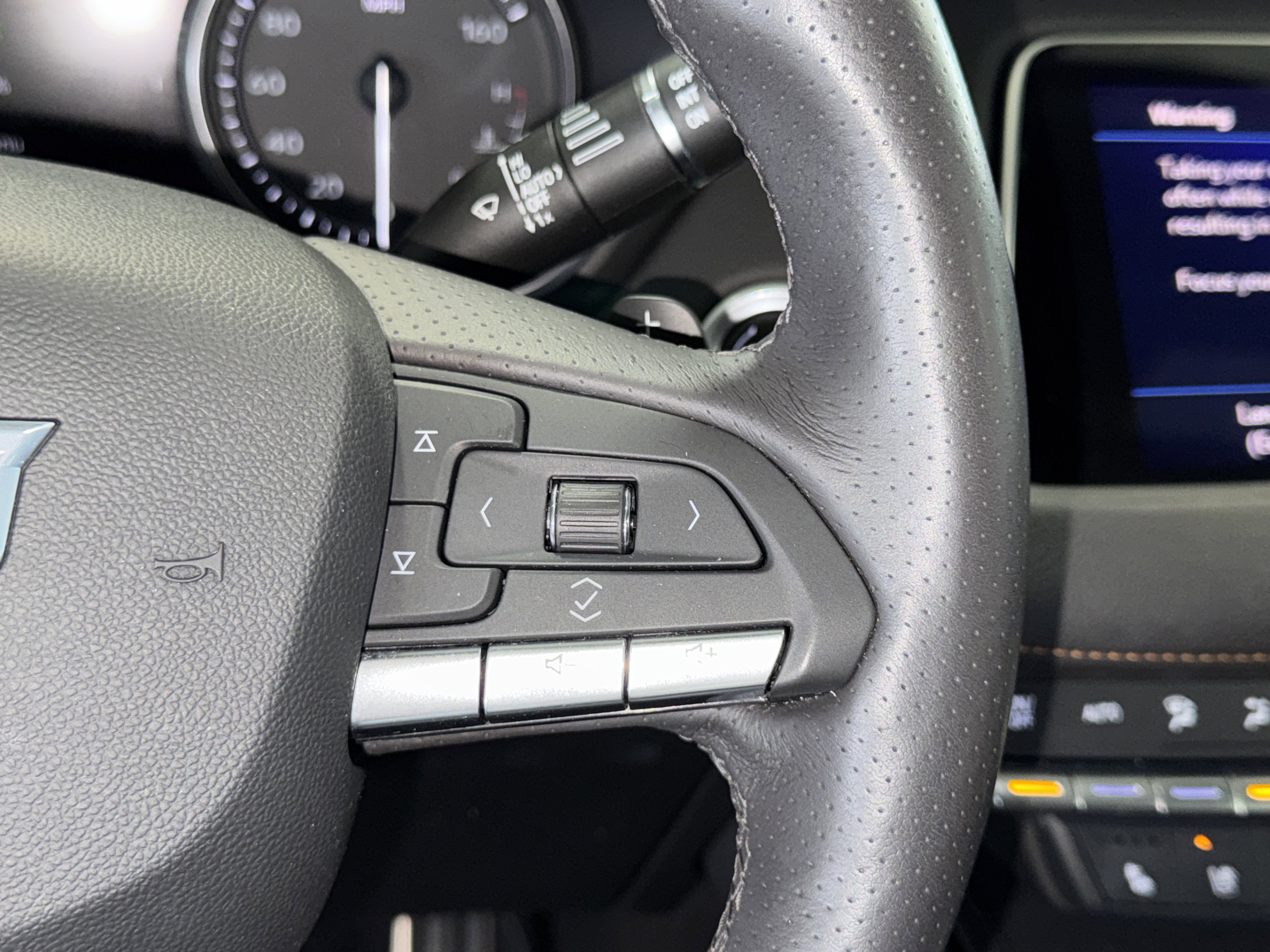 Used 2023 Cadillac XT4 Sport image 23