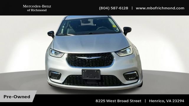 Used 2024 Chrysler Pacifica Touring-L FWD image 5