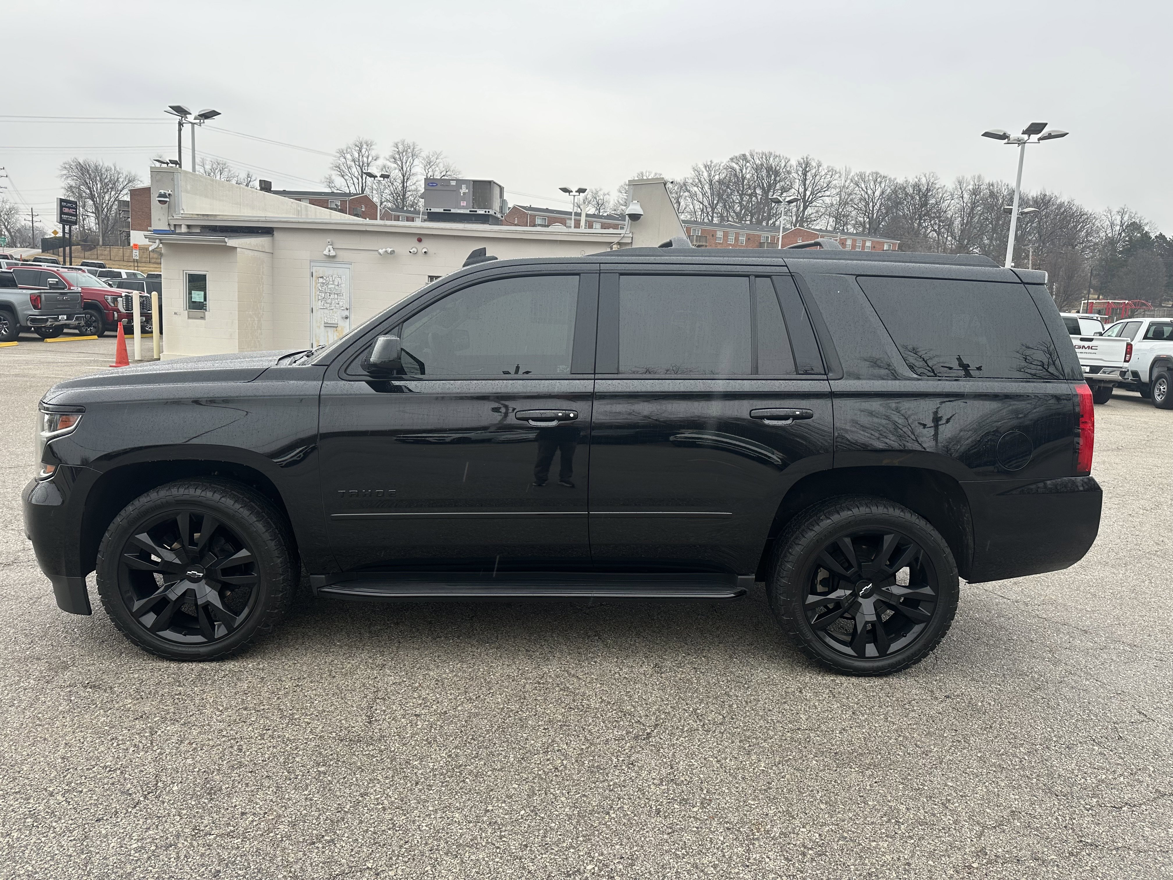 Used 2019 Chevrolet Tahoe Premier image 4
