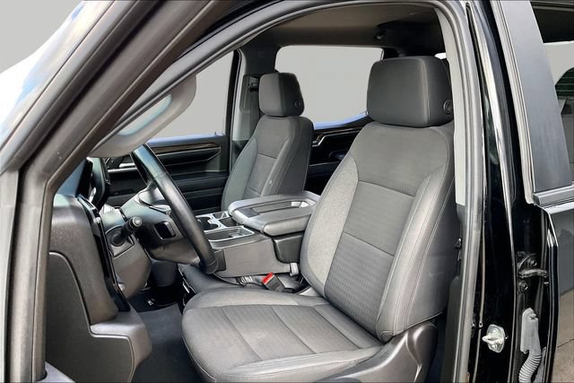 Used 2023 Chevrolet Silverado 1500 LT AWD/4WD image 15