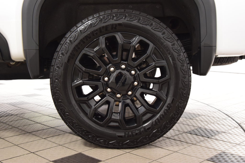 Used 2020 GMC Sierra 2500 Denali w/ Denali Ultimate Package AWD/4WD image 25