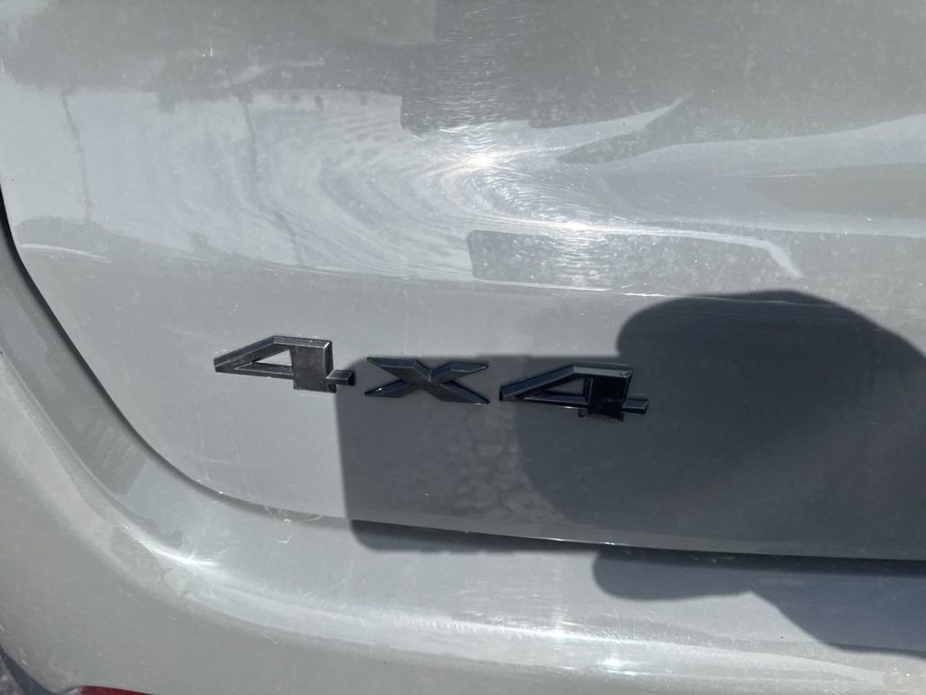 Used 2023 Jeep Compass Latitude image 42