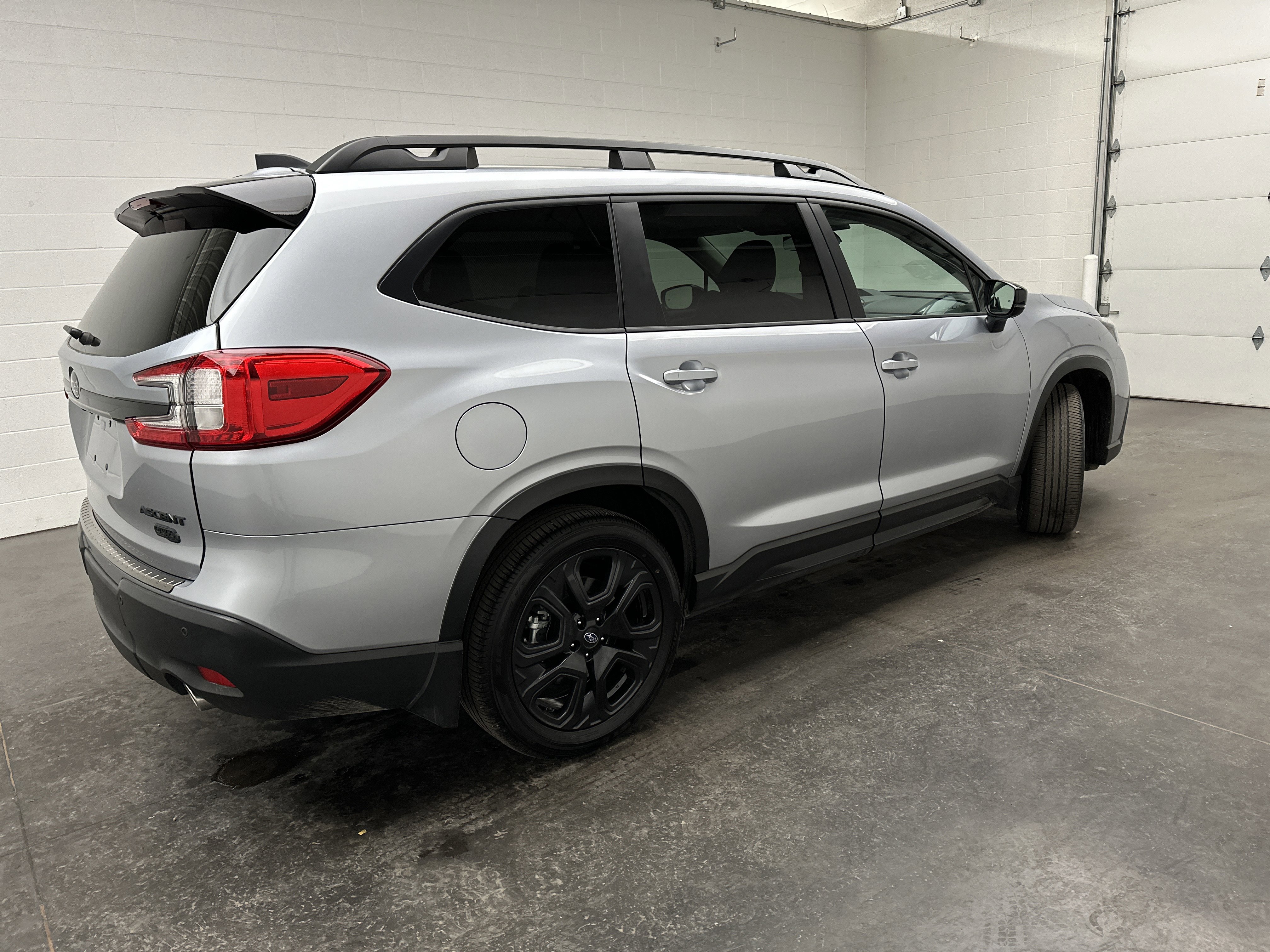 Used 2025 Subaru Ascent Bronze Edition w/ Popular Package #2 image 13