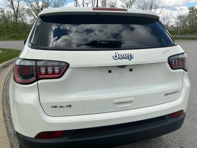 Used 2018 Jeep Compass Sport AWD/4WD image 10