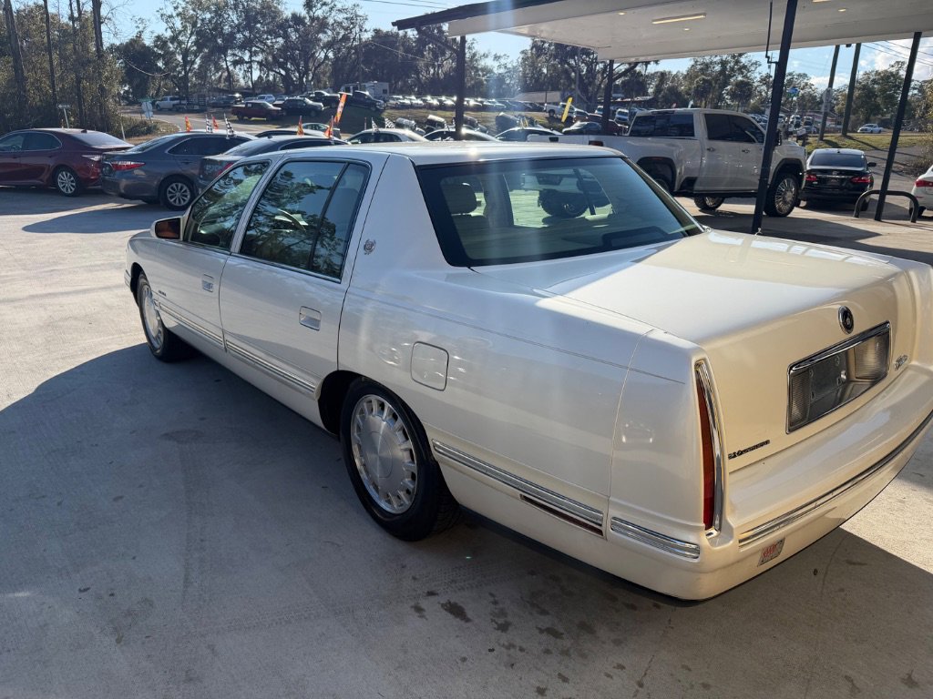 Used 1999 Cadillac De Ville Base image 5