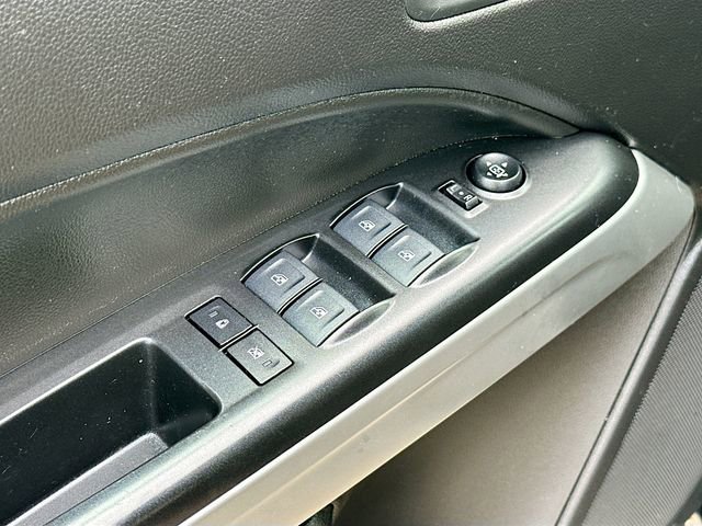 Used 2019 Chevrolet Colorado LT w/ LT Convenience Package image 17