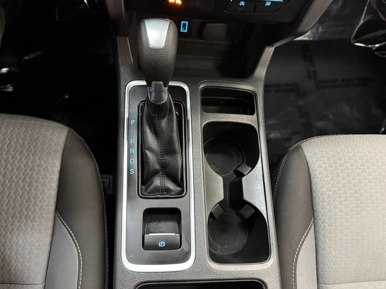 Used 2017 Ford Escape SE AWD/4WD image 35