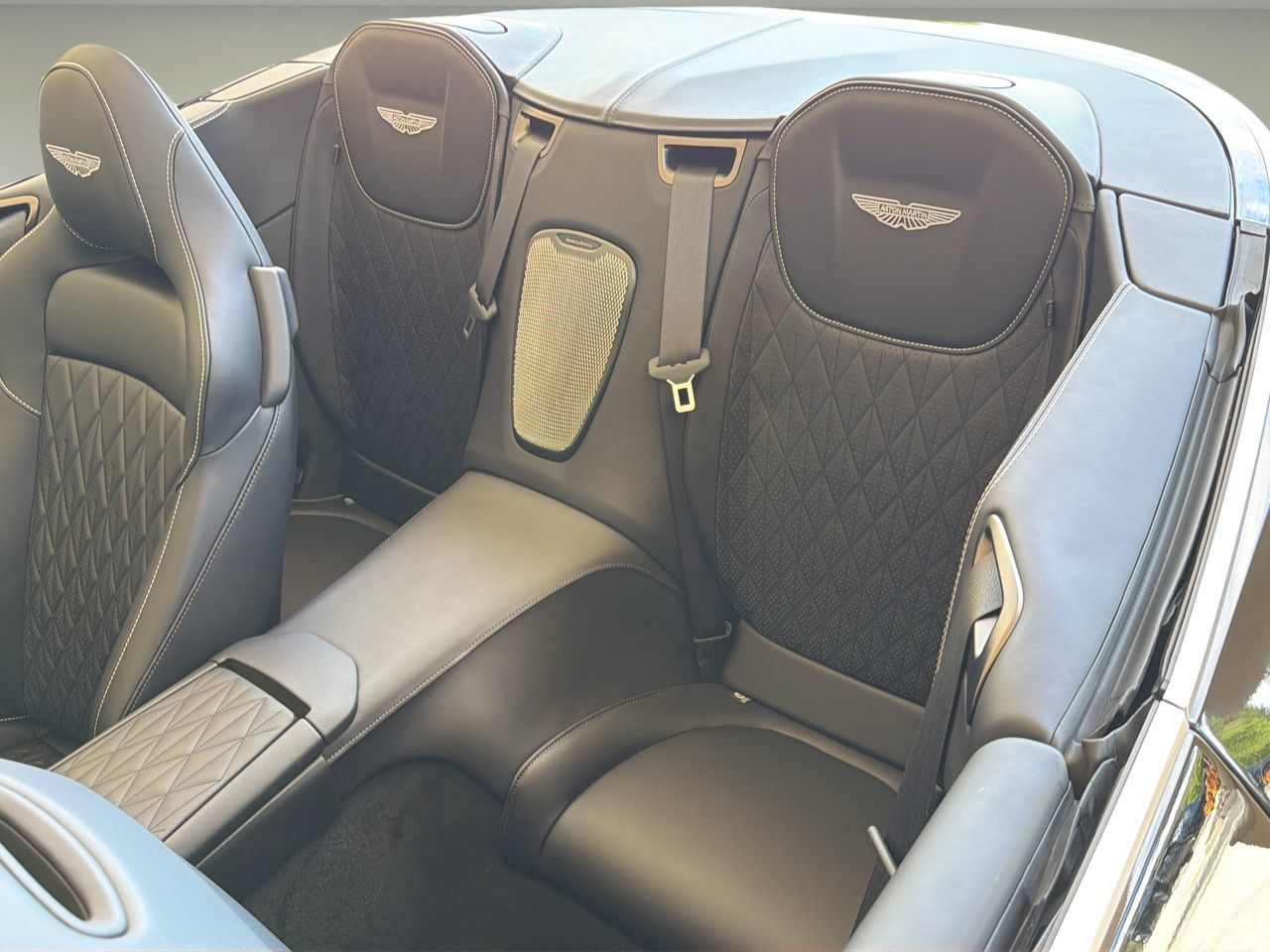 Used 2026 Aston Martin DB12 Convertible RWD image 14