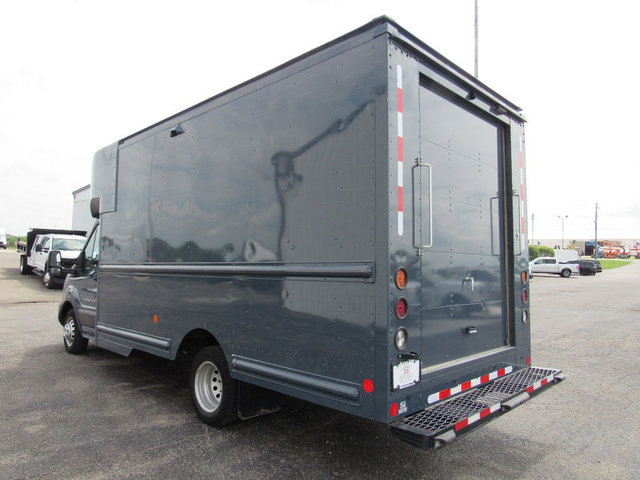 Used 2021 Ford Transit 350 DRW RWD image 5