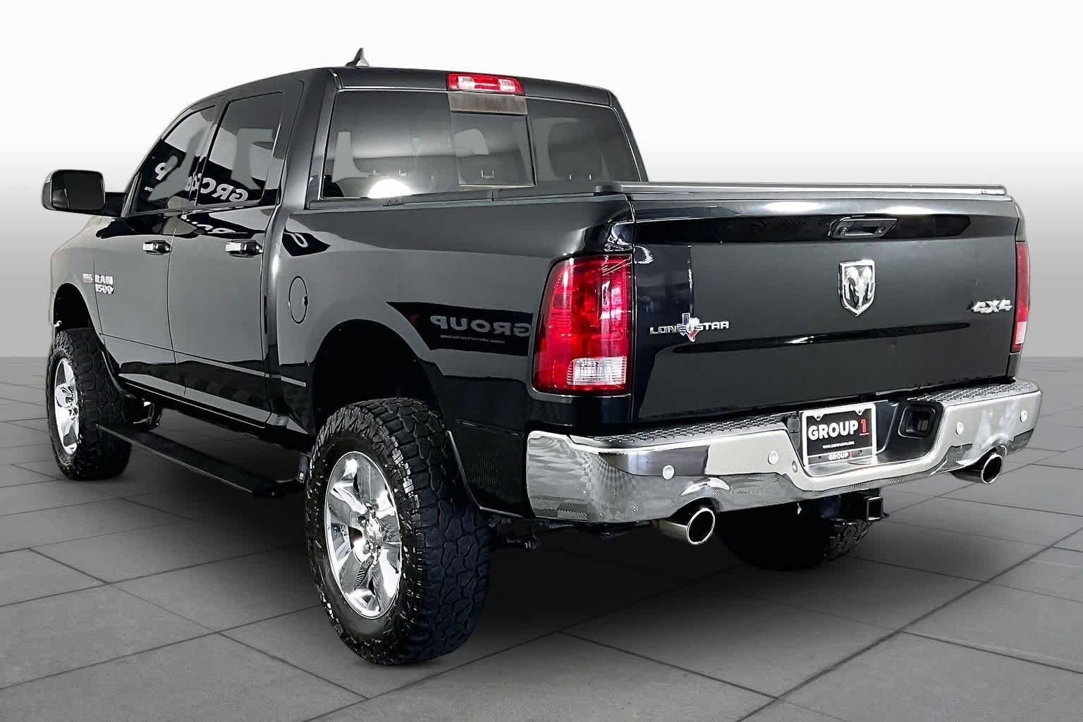 Used 2017 RAM 1500 Lone Star AWD/4WD image 12