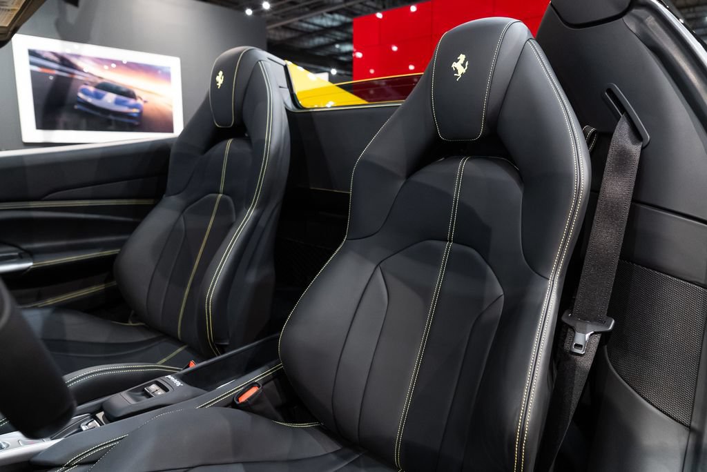Certified 2023 Ferrari F8 Tributo RWD image 4