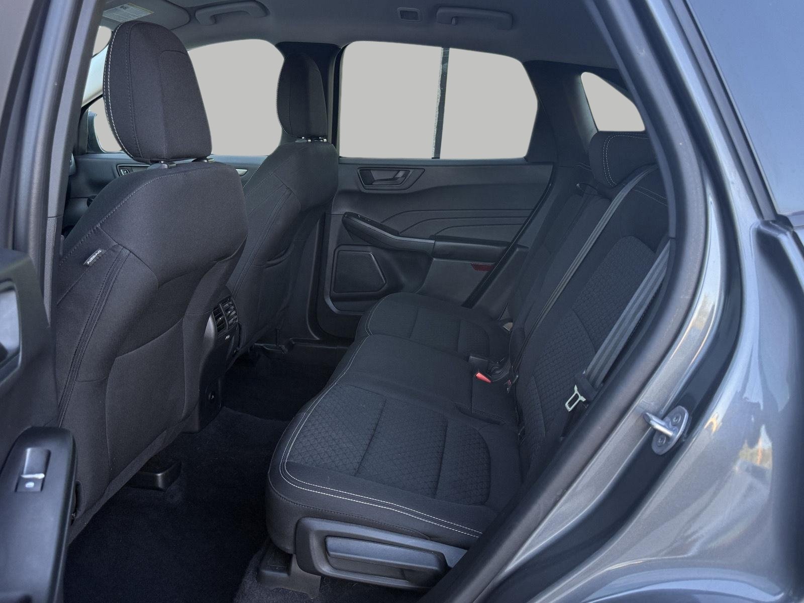 Used 2023 Ford Escape Active AWD/4WD image 27