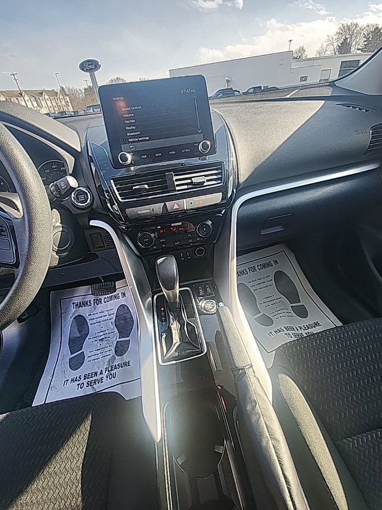 Used 2024 Mitsubishi Eclipse Cross LE image 21