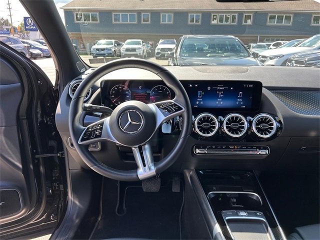 Used 2024 Mercedes-Benz GLA 250 4MATIC image 16