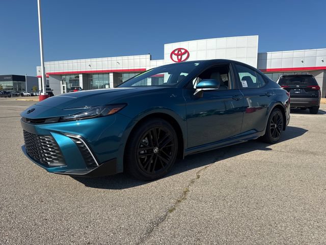 New 2026 Toyota Camry SE w/ Convenience Package FWD image 2