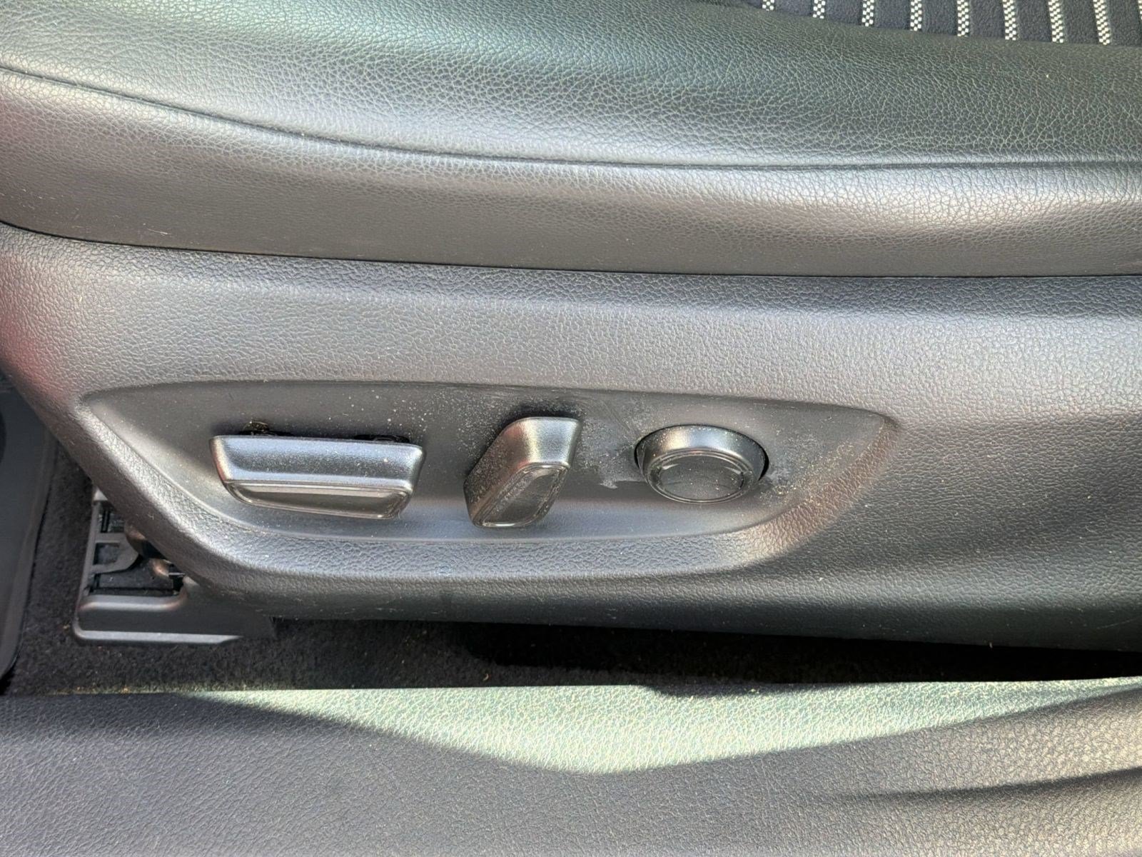 Certified 2024 Toyota Camry SE FWD image 16