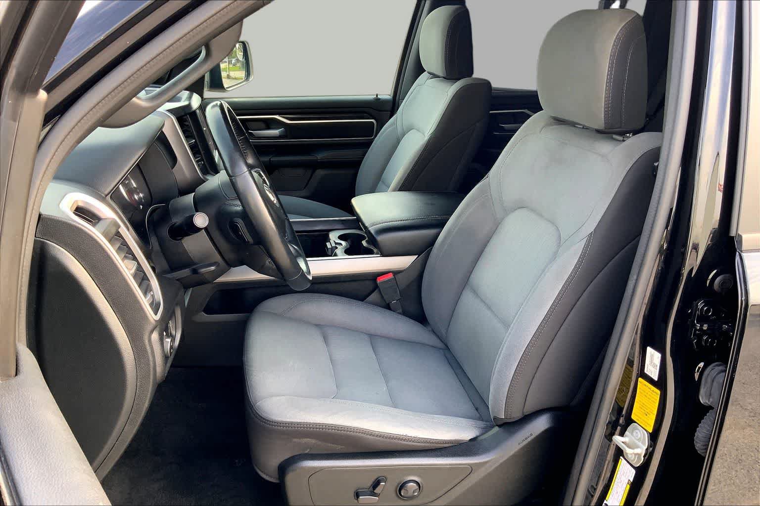 Used 2023 RAM 1500 Big Horn AWD/4WD image 14