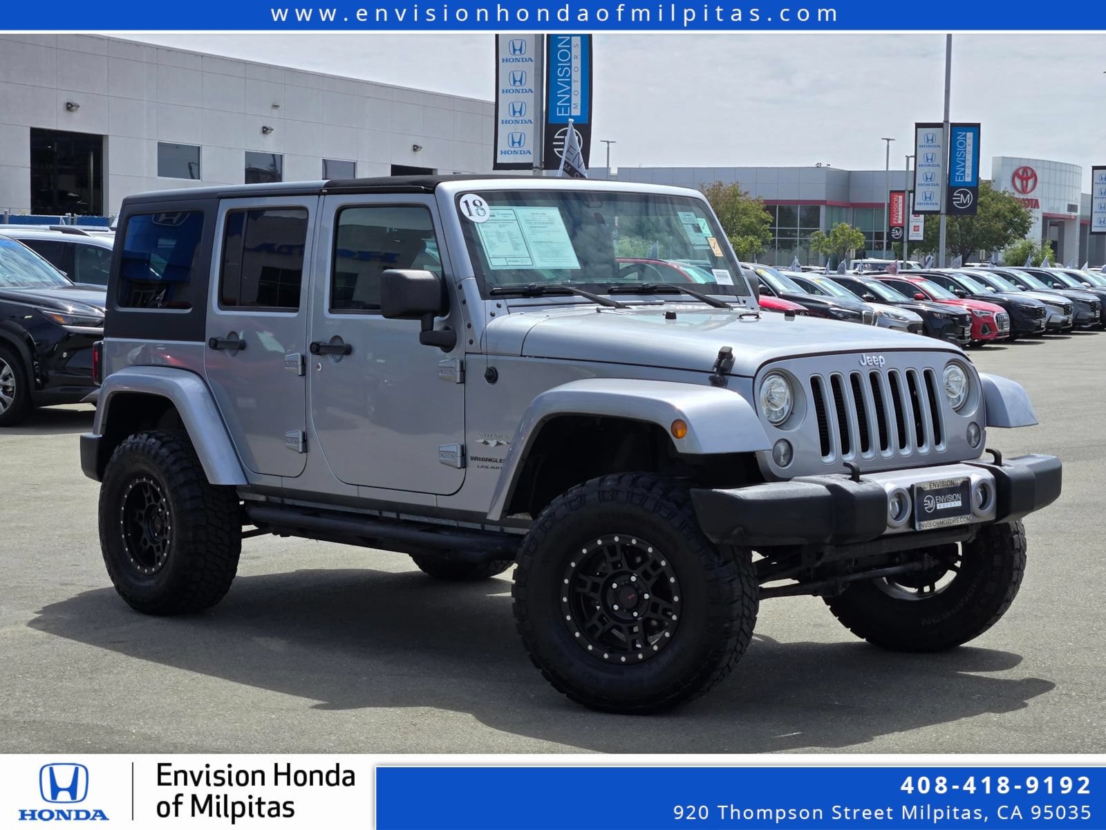 Used 2018 Jeep Wrangler Unlimited Sahara AWD/4WD image 1