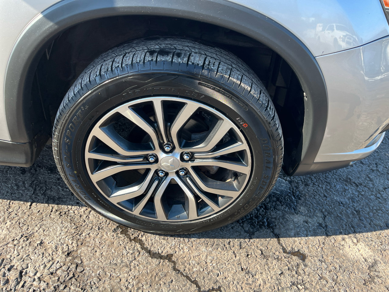 Used 2018 Mitsubishi Outlander Sport ES image 12
