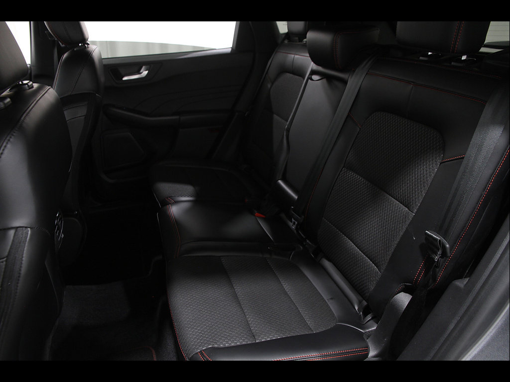 Used 2023 Ford Escape ST-Line w/ Tech Pack #1 FWD image 18