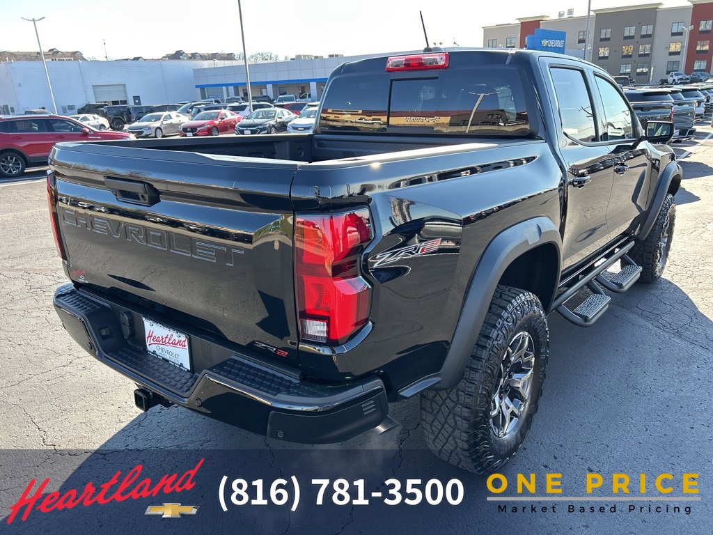 Used 2024 Chevrolet Colorado ZR2 w/ ZR2 Convenience Package III image 5