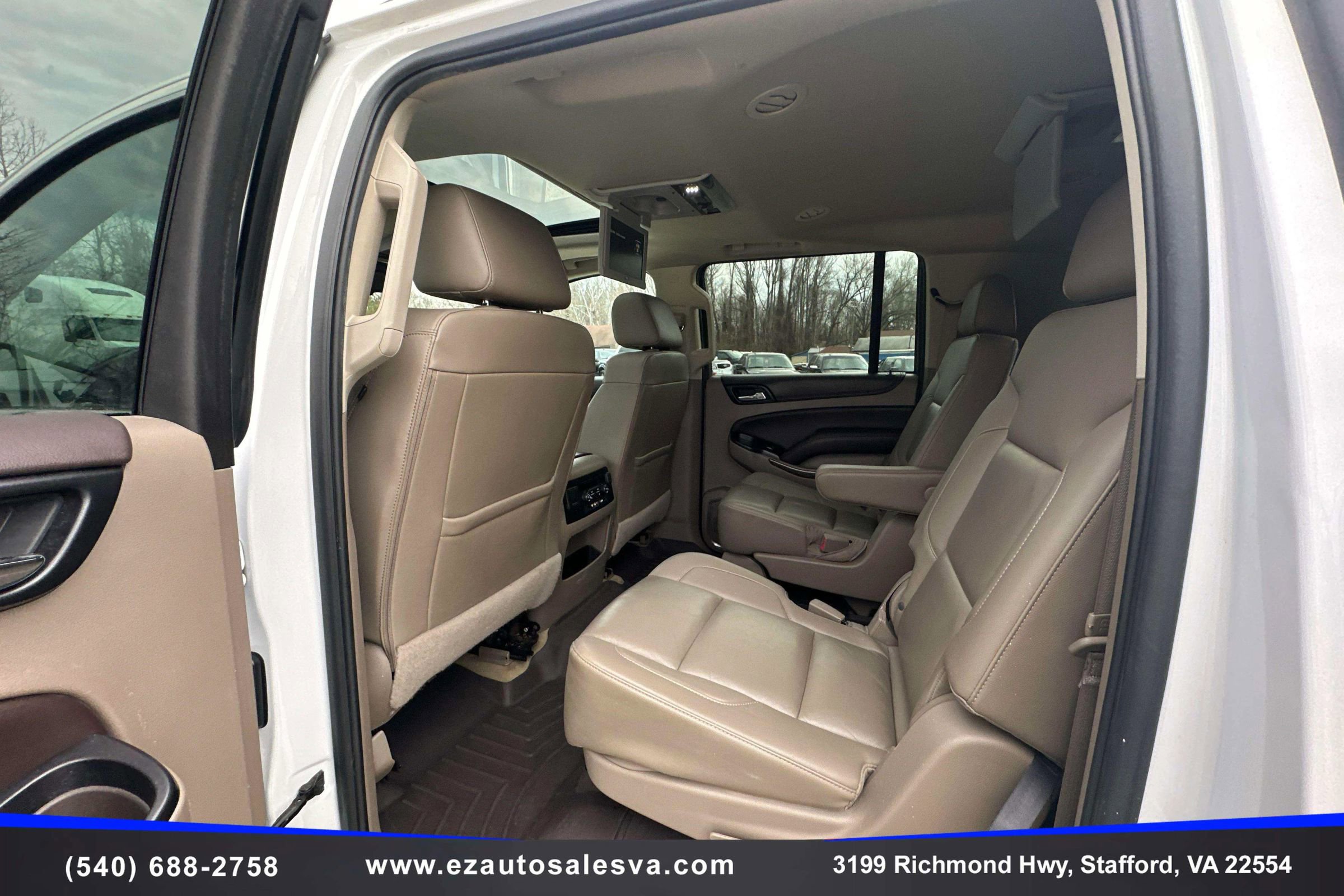 Used 2016 Chevrolet Suburban LT image 20