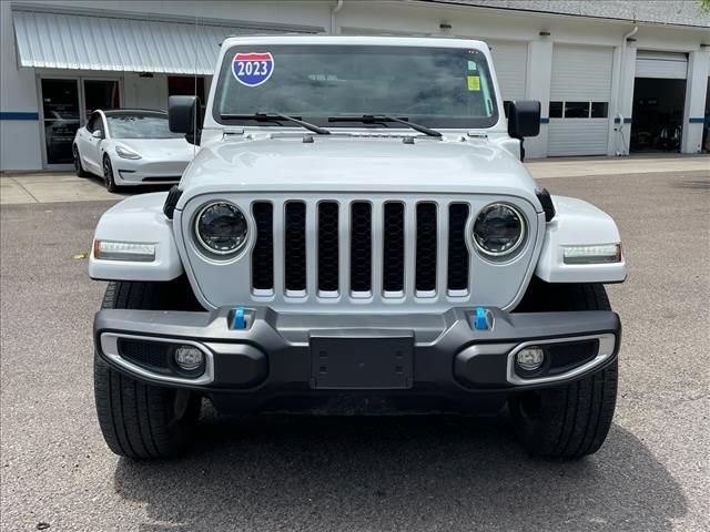 Used 2023 Jeep Wrangler Unlimited Sahara w/ Cold Weather Group AWD/4WD image 30