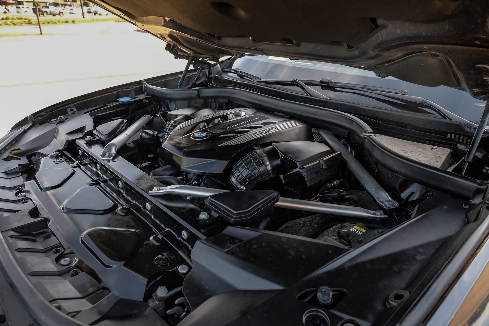 Used 2021 BMW X7 M50i w/ Executive Package image 57