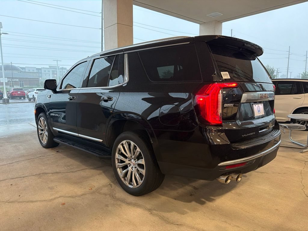 Used 2022 GMC Yukon Denali AWD/4WD image 3