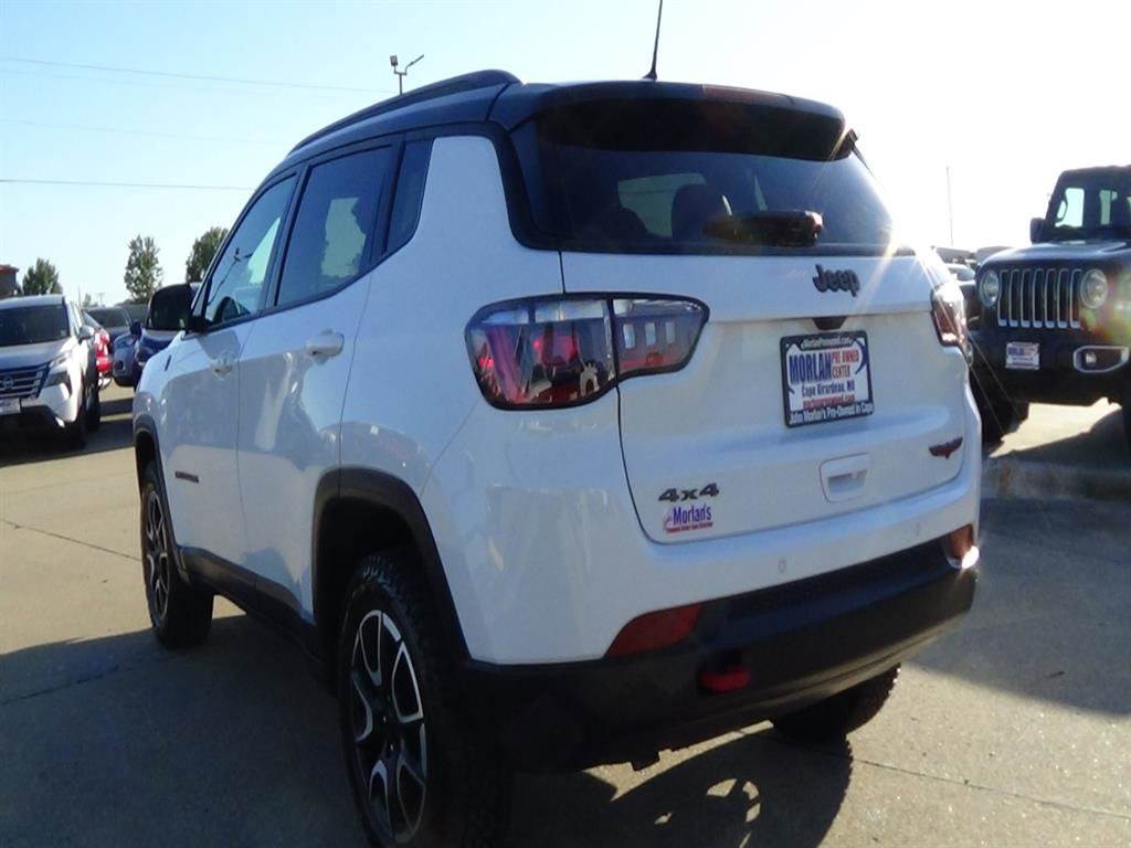 Used 2024 Jeep Compass Trailhawk w/ Sun and Sound Group image 8