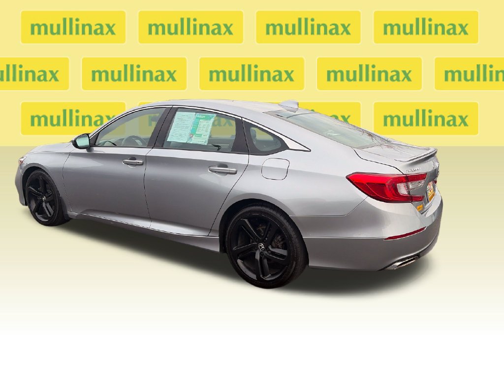 Used 2018 Honda Accord Sport image 5