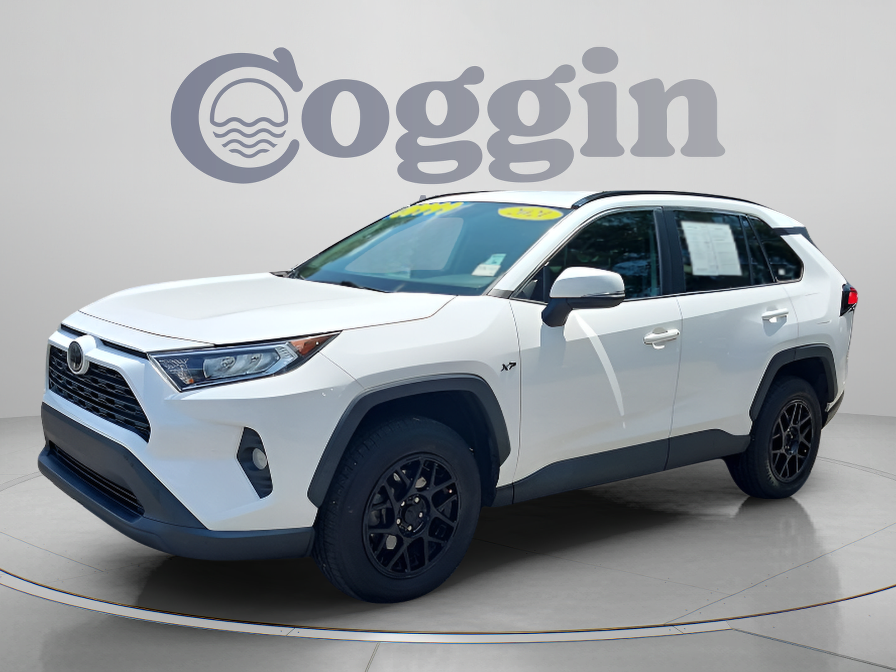 Used 2021 Toyota RAV4 XLE