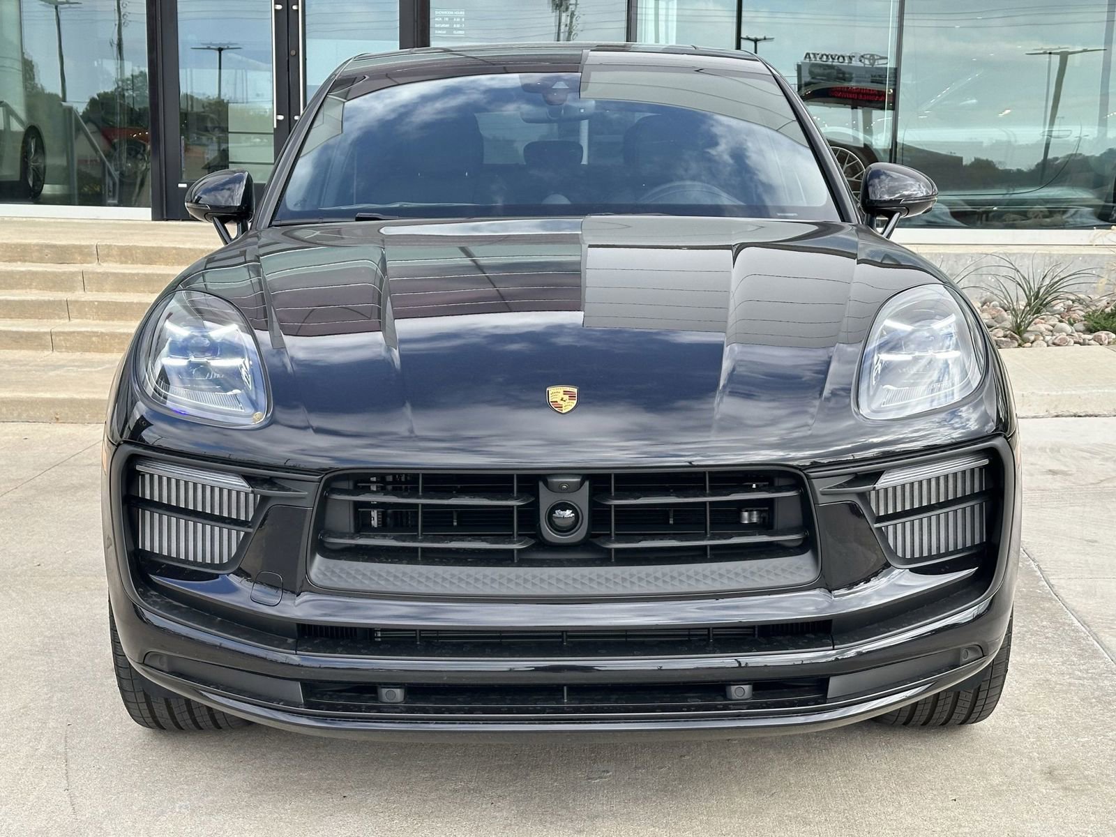 New 2026 Porsche Macan S AWD/4WD image 10