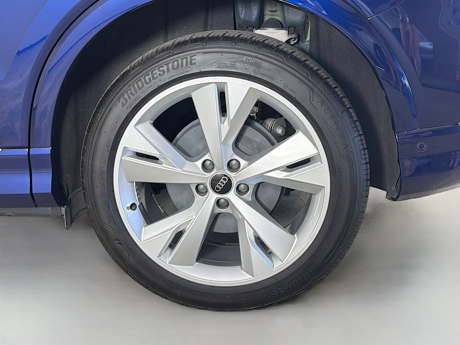 Certified 2023 Audi Q4 e-tron Prestige w/ 20" Wheel Package AWD/4WD image 32