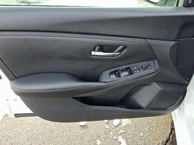 Used 2024 Nissan Sentra SV image 9
